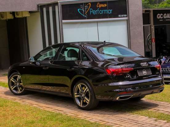 AUDI-A4-2.0 TFSI GASOLINA PERFORMANCE BLACK S TRONIC AUDI-A4-2020