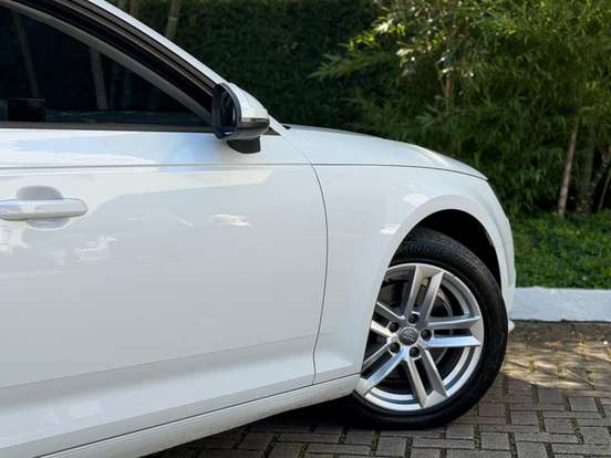 AUDI-A4-2.0 TFSI GASOLINA PRESTIGE S TRONIC AUDI-A4-2019