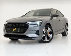 AUDI E-TRON ELÉTRICO SPORTBACK PERFORMANCE QUATTRO AUDI E-TRON ELÉTRICO SPORTBACK PERFORMANCE QUATTRO