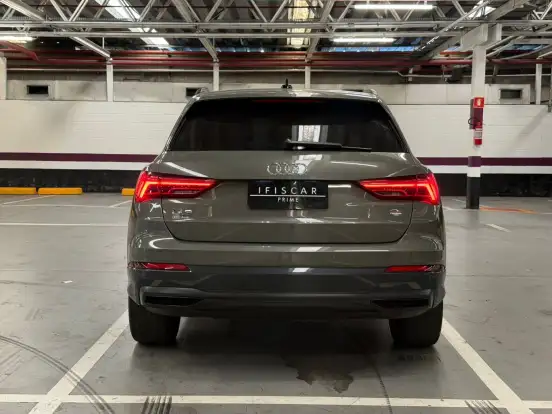 AUDI-Q3-2019