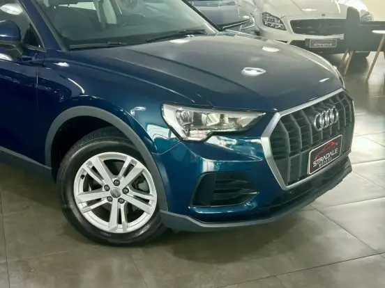 AUDI-Q3-2019