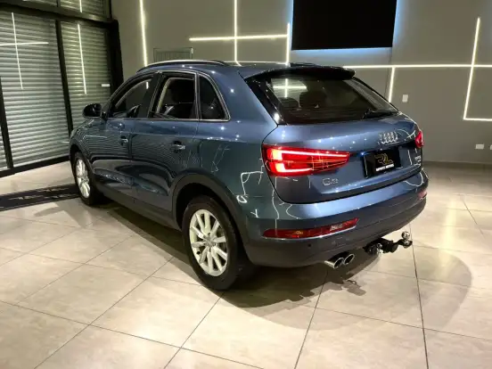 AUDI-Q3-2017