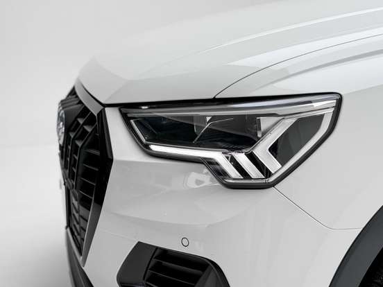 AUDI-Q3-1.4 35 TFSI GASOLINA BLACK S TRONIC AUDI-Q3-2020