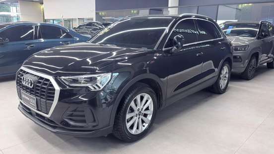 AUDI-Q3-2020