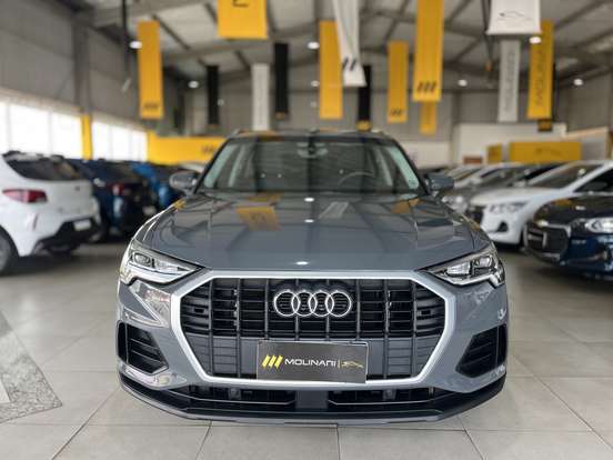 AUDI-Q3-2021