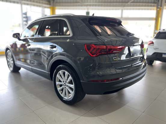 AUDI-Q3-1.4 35 TFSI GASOLINA PRESTIGE S TRONIC AUDI-Q3-2021