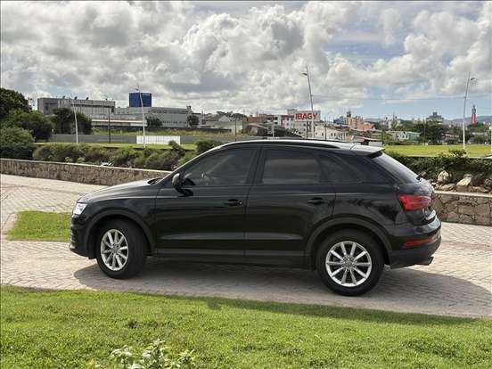 AUDI-Q3-1.4 TFSI ATTRACTION GASOLINA 4P S TRONIC AUDI-Q3-2015
