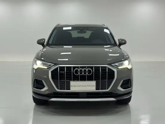 AUDI-Q3-2024
