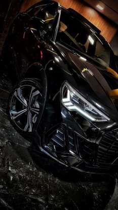 AUDI-Q3-2023