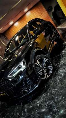 AUDI-Q3-2023