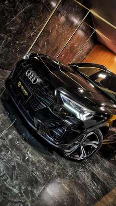 AUDI-Q3-2023