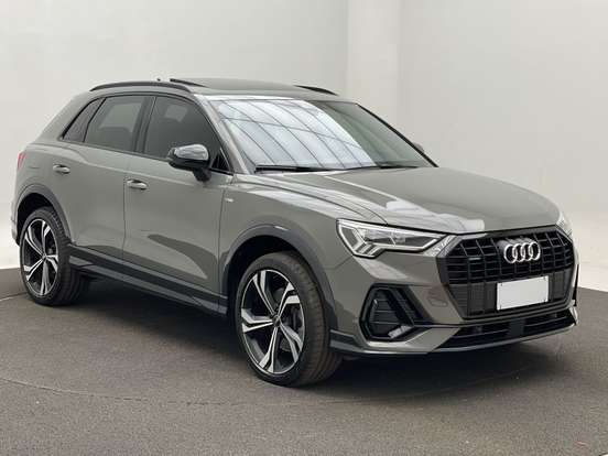 AUDI-Q3-2023