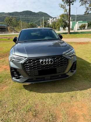 AUDI-Q3-2023