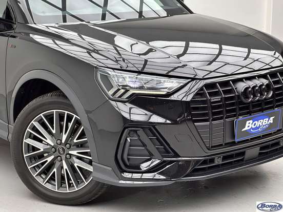 AUDI-Q3-2024