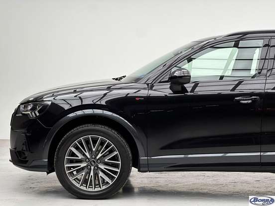 AUDI-Q3-2.0 40 TFSI GASOLINA PERFORMANCE BLACK QUATTRO TIPTRONIC AUDI-Q3-2024