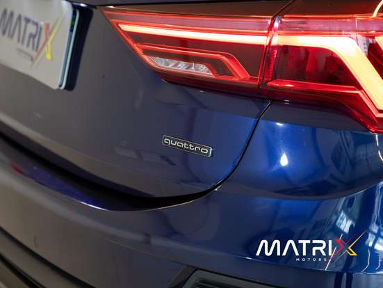 AUDI-Q3-2023