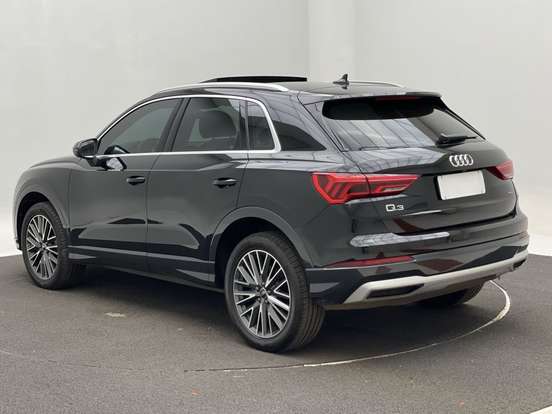 AUDI-Q3-2024