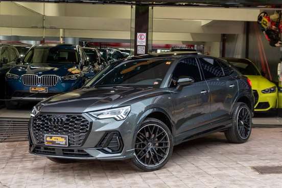 AUDI-Q3-2024