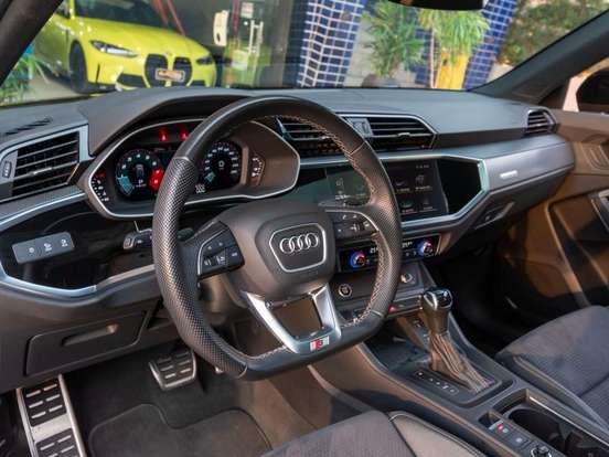 AUDI-Q3-2.0 40 TFSI GASOLINA SPORTBACK PERFORMANCE BLACK PLUS QUATTRO TIPTRONIC AUDI-Q3-2024