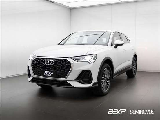 AUDI-Q3-2023