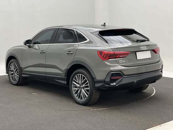 AUDI-Q3-2024