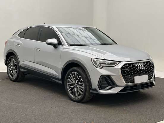 AUDI-Q3-2023