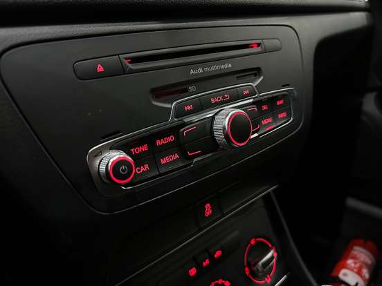 AUDI-Q3-2014