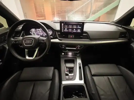 AUDI-Q5-2024