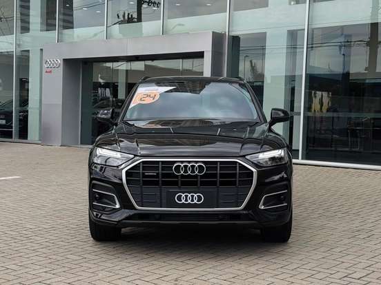 AUDI-Q5-2024