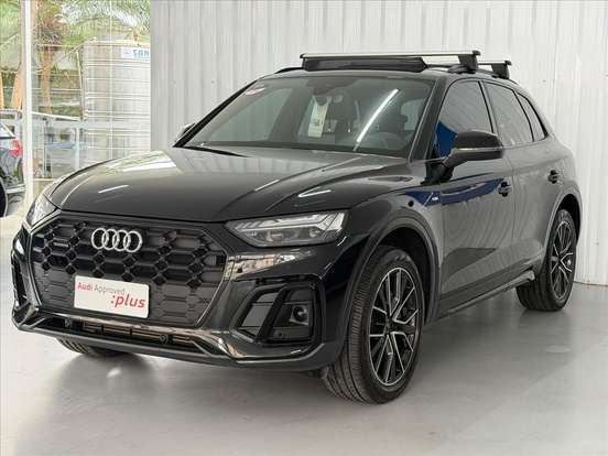 AUDI-Q5-2021
