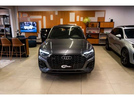 AUDI-Q5-2024