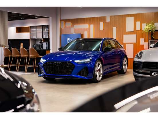AUDI-RS6-2023
