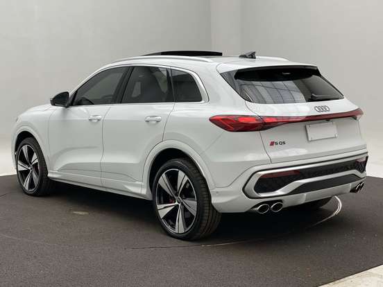 AUDI-SQ5-2025