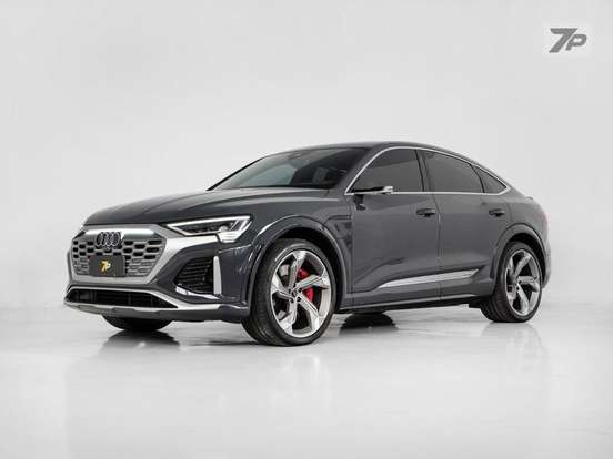 AUDI-SQ8 E-TRON-2023