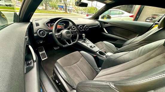 AUDI-TT-2015