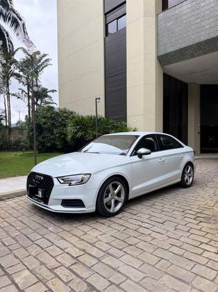 Audi A3 1.4 Tfsi Sedan Ambiente 16V Flex 4P Tiptronic