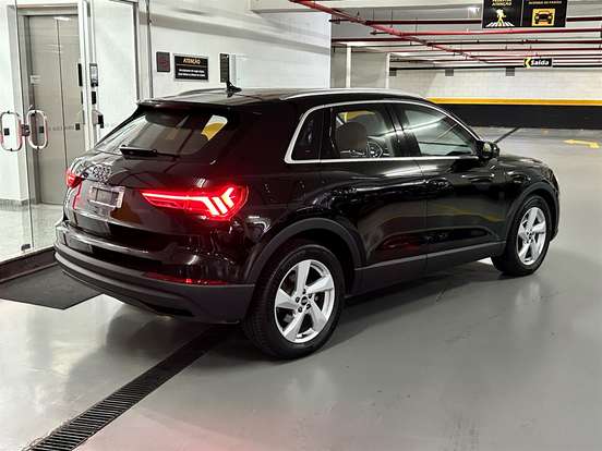 AUDI-Q3-1.4 35 TFSI GASOLINA PRESTIGE PLUS S TRONIC AUDI-Q3-2021