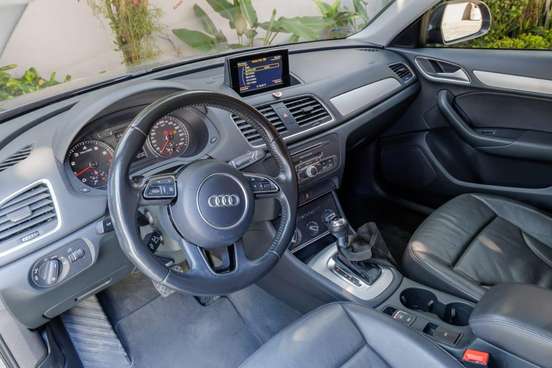 AUDI-Q3-2017