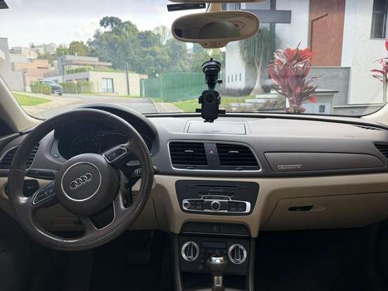 AUDI-Q3-2014
