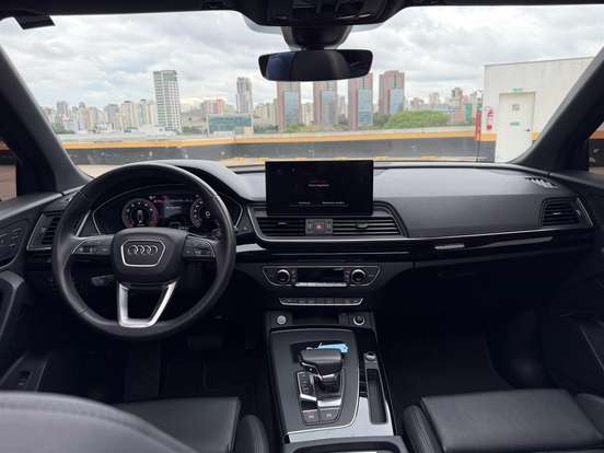 AUDI-Q5-2023