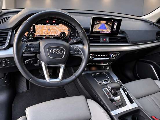 AUDI-Q5-2020