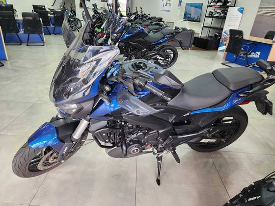BAJAJ DOMINAR 400 