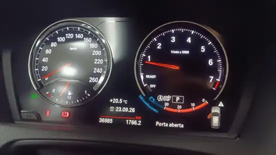 BMW-120i-2019