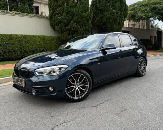 BMW-120i-2016