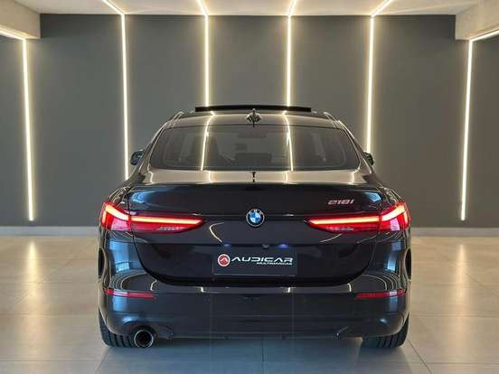 BMW-218i-2021