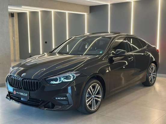 BMW-218i-2021