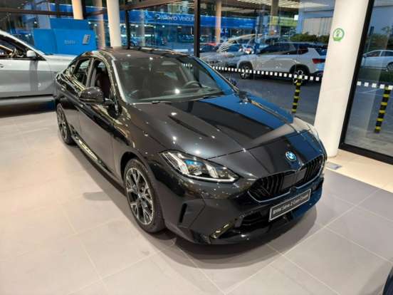 BMW-220i-2025