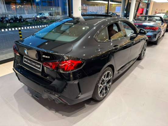 BMW-220i-2025