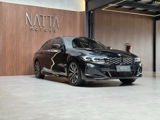 BMW-320i-2023