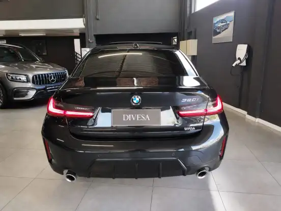 BMW-320i-2025